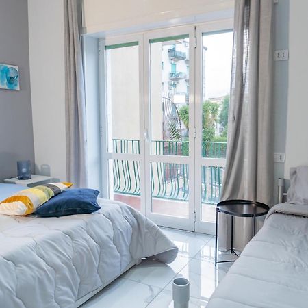 Hostel Partenope Неаполь Экстерьер фото